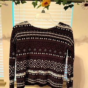 Long sleeve sweater top